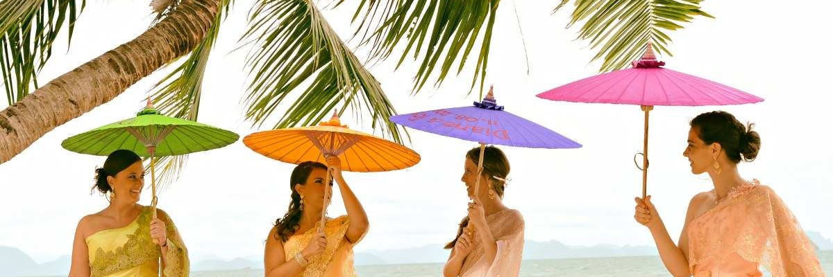 Chiang Mai Classic Umbrellas - Thai Oiled Umbrellas - Wedding in Samui - 4 Bridesmaids